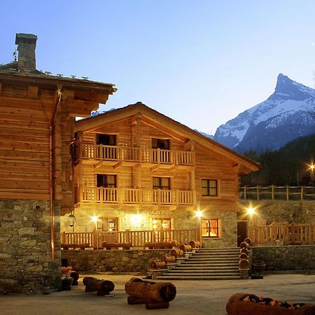 Hotel Silou Retreat Champdepraz Zewnętrze zdjęcie