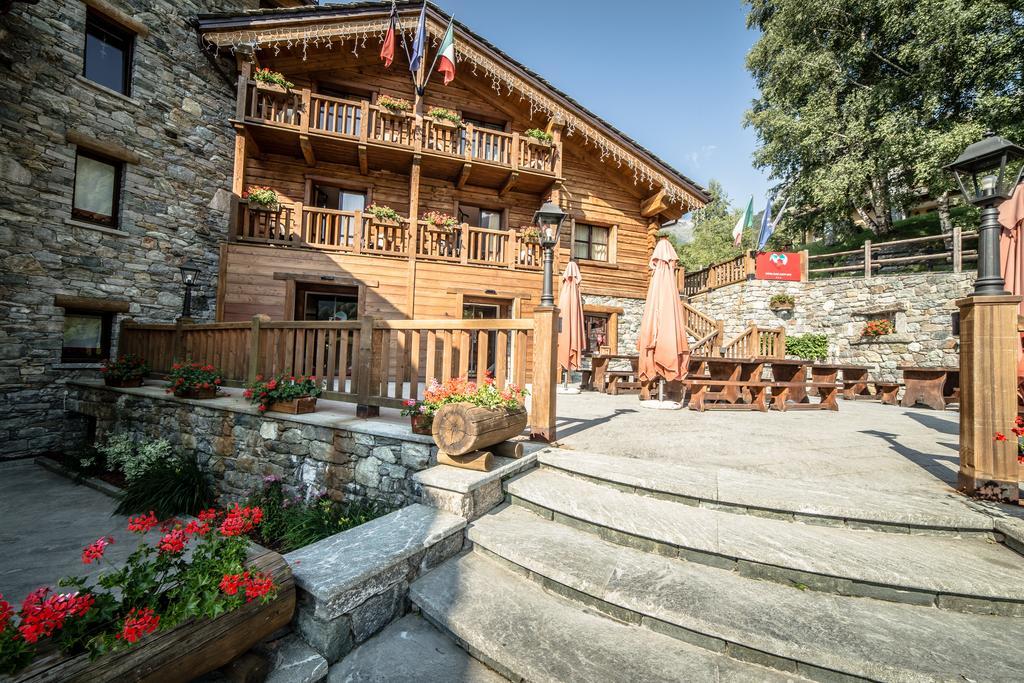 Hotel Silou Retreat Champdepraz Zewnętrze zdjęcie